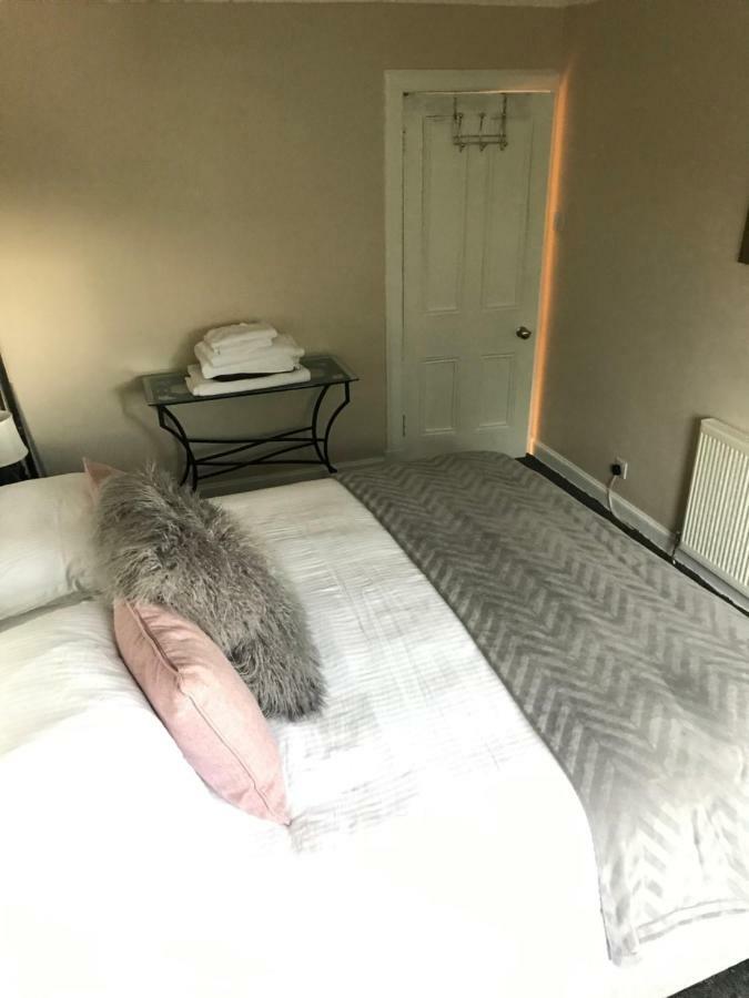 “A Wee Pad In Dunfermline” Apartman Kültér fotó
