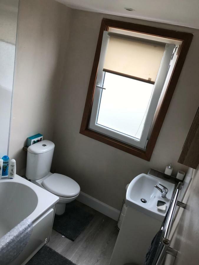 “A Wee Pad In Dunfermline” Apartman Kültér fotó