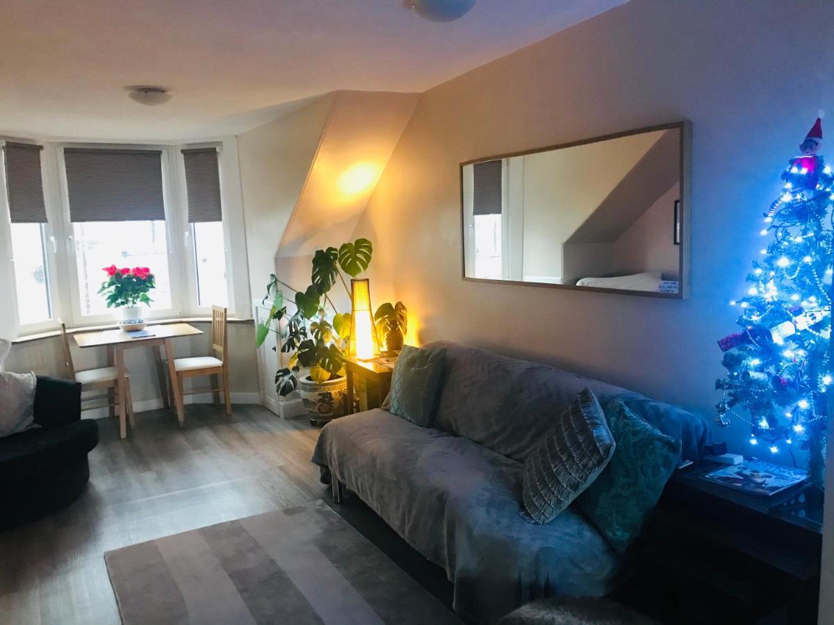“A Wee Pad In Dunfermline” Apartman Kültér fotó